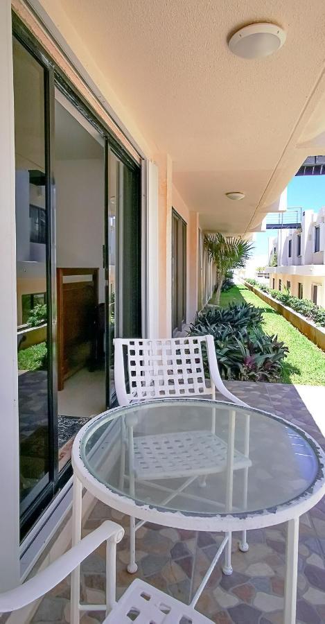 Villa Aurora Beautiful Beachfront Apartment Cancún Exteriör bild